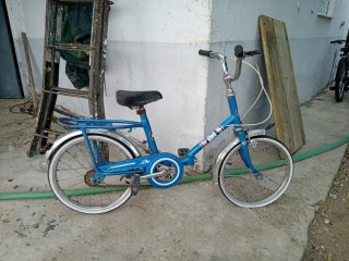 Bicicleta BH Paseo Pequeña Azul.