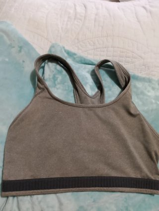 Sujetador deportivo Nike Dri-Fit gris