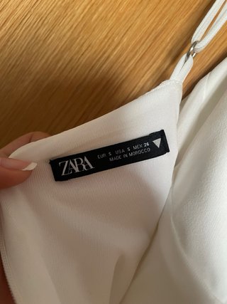Abito bianco Zara con apertura