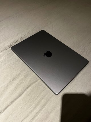 MacBook Pro 16” M3 Pro 18GB / 512GB