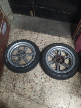 Llantas Yamaha Jog R (2 unidades)