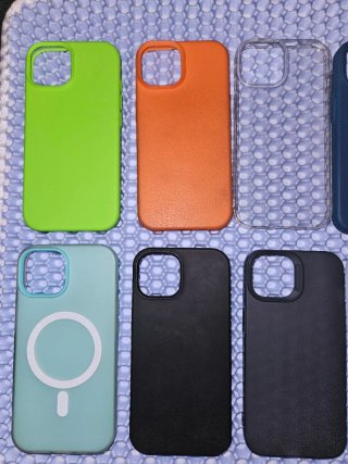 Cover iPhone 15 Nuove 8€ ciascuna