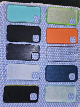 Cover iPhone 15 Nuove 8€ ciascuna