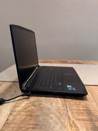 MSI Creator M16 i7-12700H RTX 3050 32 GB RAM