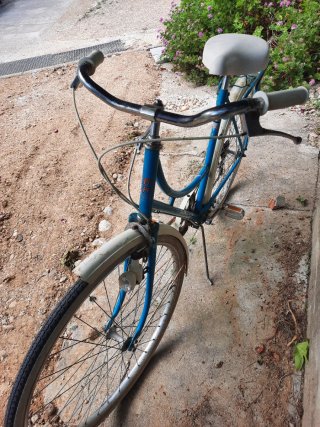 Bicicleta BH Bintas 3 marchas y luz