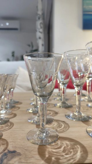 Copas vintage de cristal grabadas - Set de 28