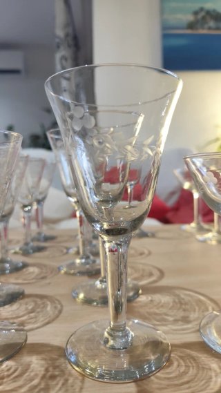 Copas vintage de cristal grabadas - Set de 28