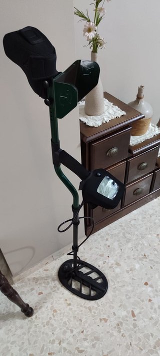 Detector metales TECKNETICS T2 casi nuevo