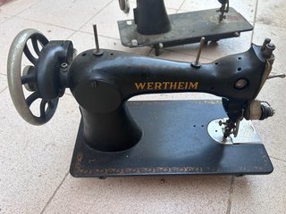 3 Máquinas de Coser Antiguas Alfa