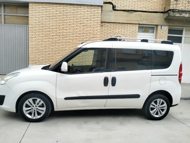 Opel Combo 2017 - foto 1
