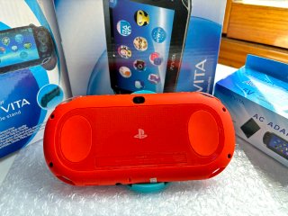 PSVITA NARANJA NUEVA.