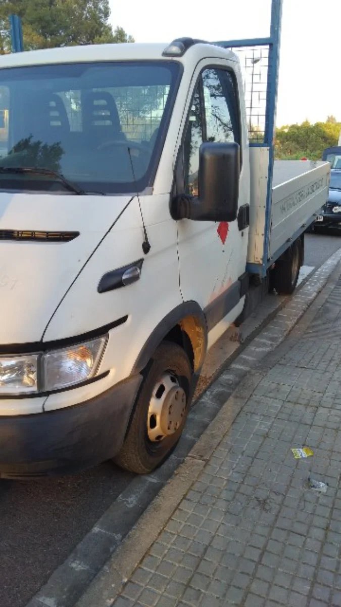 Iveco 60.000km 3.0cc cadena - foto 1