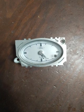 Reloj y Botones Ford Mondeo 2001