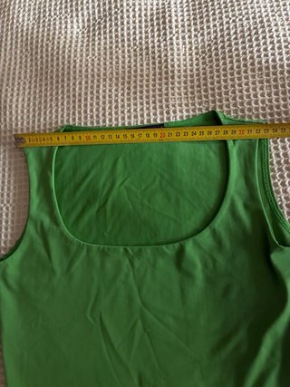 Top verde doble licra talla 40
