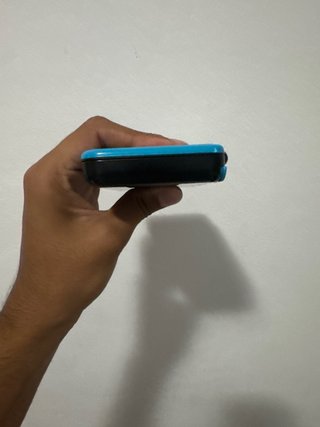 Nintendo 2DS XL Negra y Azul