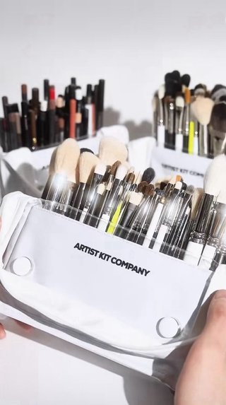 ARTIST KIT COMPANY 2 Neceseres Transparentes