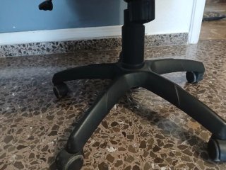 Sillón de oficina polipiel negro