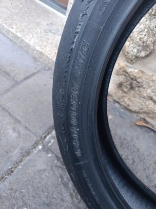 Neumáticos Dunlop moto 2324