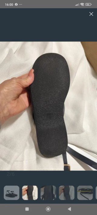 Sandalias negras plataforma con tira tobillo