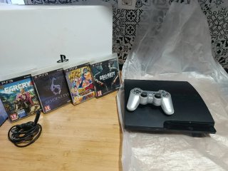 Consola Sony PS3 Negra pack