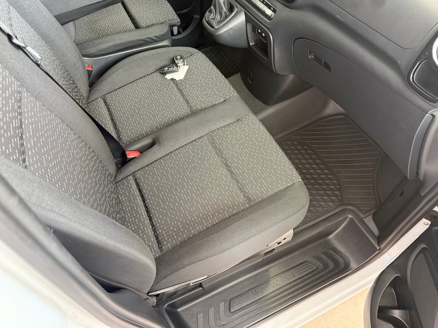 Mercedes-Benz Vito 114CDI PRO COMPACTA 2024