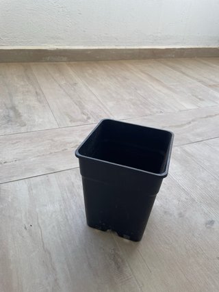Macetas de cultivo cuadradas
