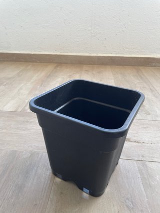 Macetas de cultivo cuadradas
