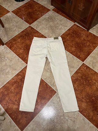 Pantalón beige