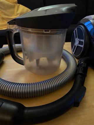 Aspiradora Rowenta Compact Power XXL CYCLONIC