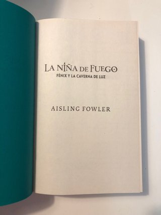 La niña de fuego: Fénix y la caverna de luz (Li...