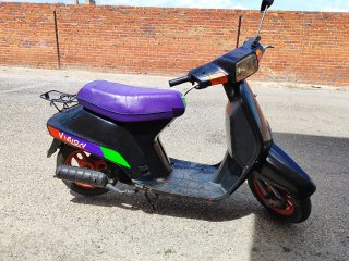 Honda Vision 50cc Scooter Automática