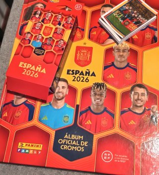 Cromos España 2026 Panini Carrefour. Cambio