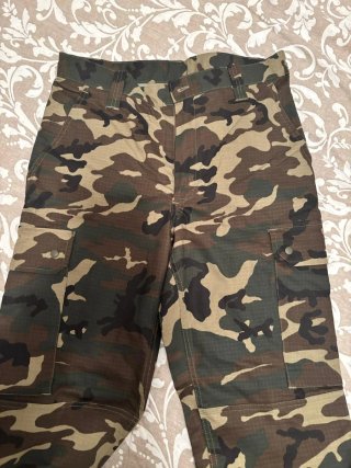 Ropa de camuflaje militar
