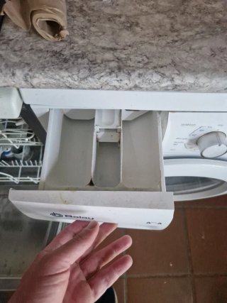 2 Lavadora y Lavavajillas Hoover