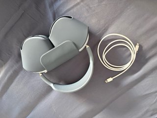 AirPods Max H1