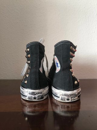 ZAPATILLAS CONVERSE TACHUELAS
