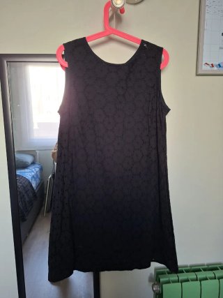 Vestido negro y blanco con estampado