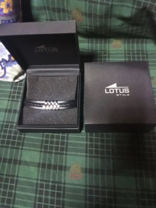Pulsera Lotus Style Negra y Plateada