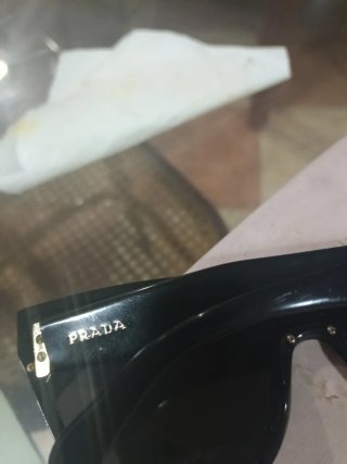 Gafas de sol Prada negras originales