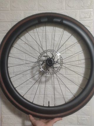 Rueda carbono Oquo