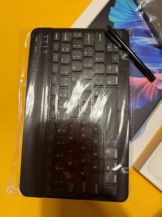 Tablet 11.6” 1TB + 16GB RAM + Tastiera + Cover