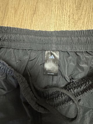 Pantalón de chándal Adidas negro