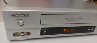 Video VHS Daewoo 6 cabezales. Como nuevo