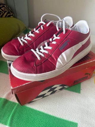 Zapatillas Puma Rojas y Blancas