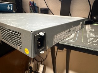 Switch Aruba 7010 Puertos gigabithethernet POE