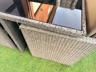 CONJUNTO DE JARDÍN / TERRAZA – MESA + 6 SILLONES