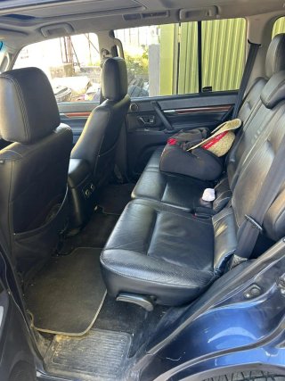 Mitsubishi pajero 2008