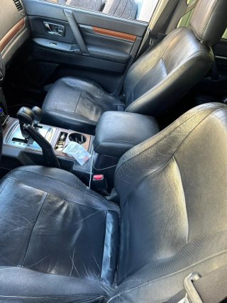 Mitsubishi pajero 2008