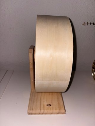 Rueda para roedores de madera y corcho