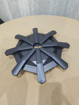 Router ASUS RT-AX89X